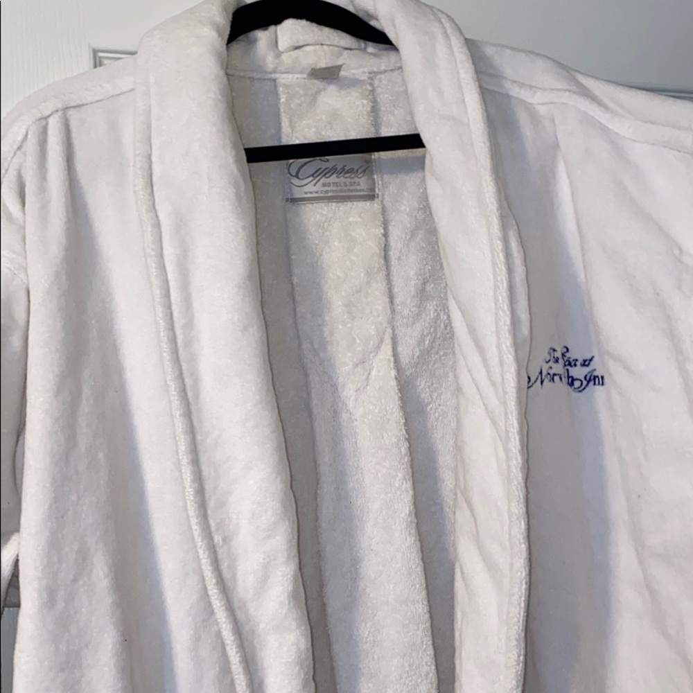 Spa Robe - Picture 2 of 3